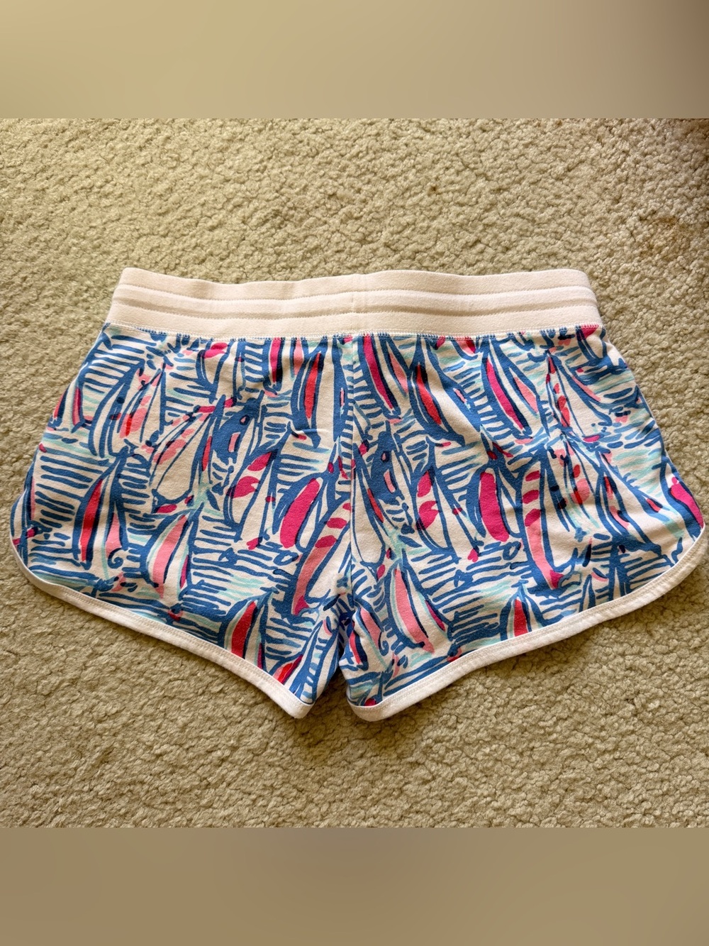 Lilly Pulitzer Chrissy Shorts Red Right Return - Picture 5 of 10